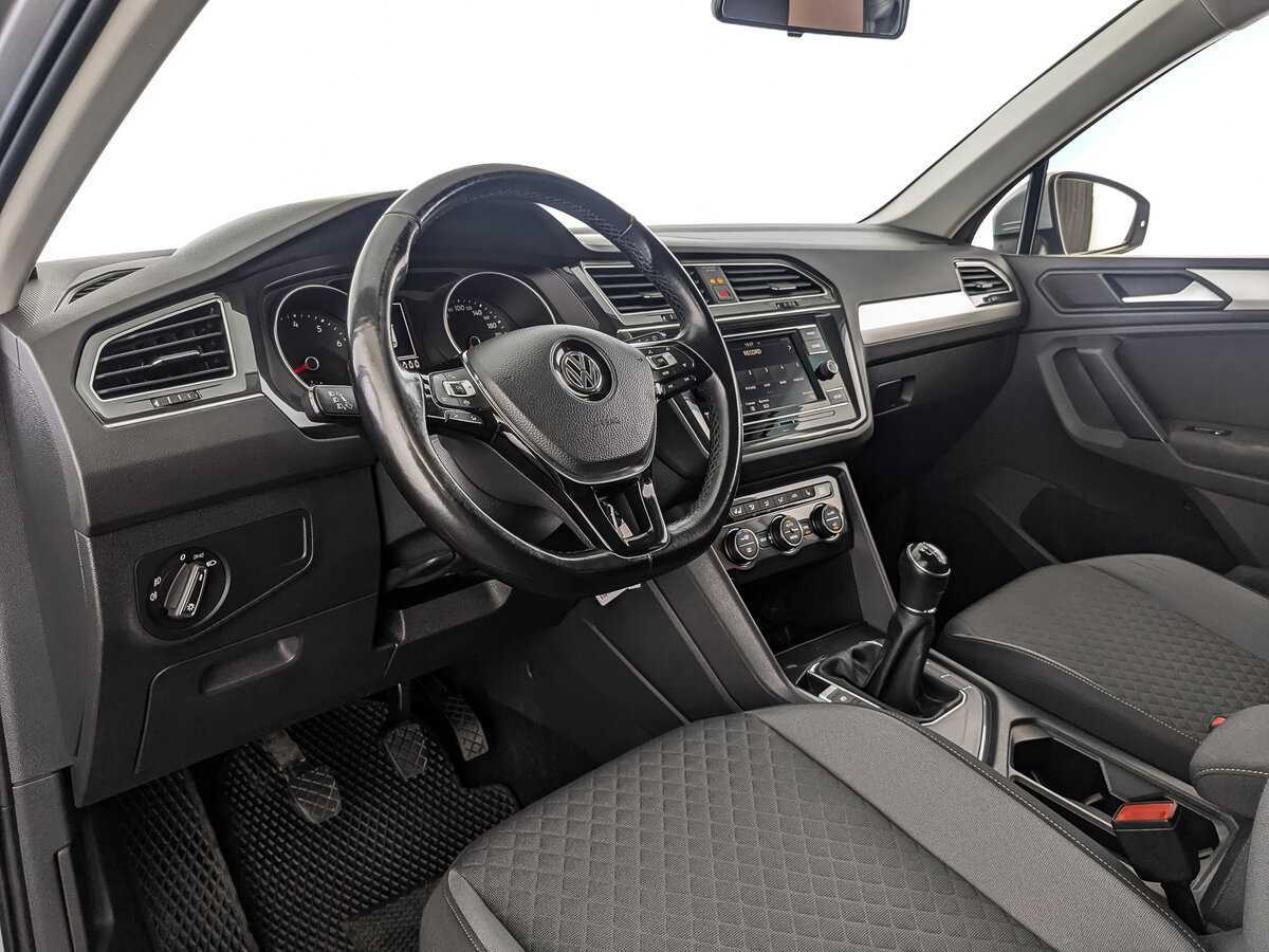 Volkswagen Tiguan б/у, 2019, Механическая. Фото: #10