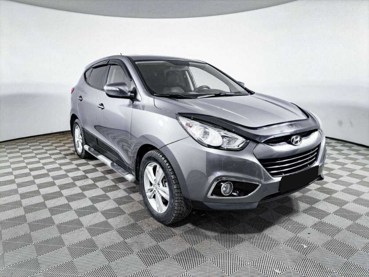 Hyundai ix35 б/у, 2012, Автоматическая. Фото: #2