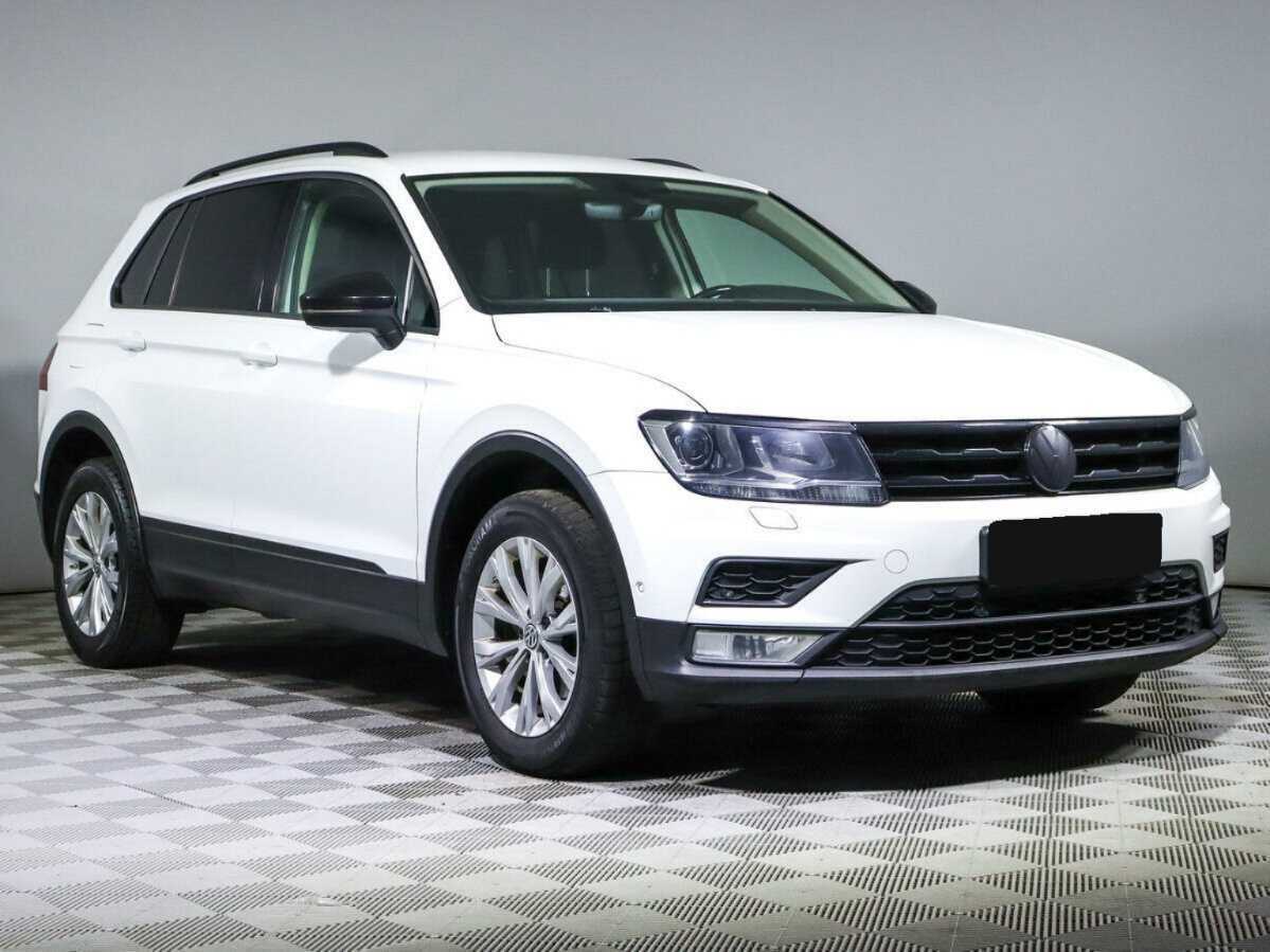 Volkswagen Tiguan б/у, 2017, Роботизированная. Фото: #2