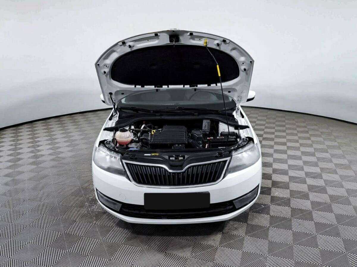 Skoda Rapid б/у, 2017, Механическая. Фото: #8
