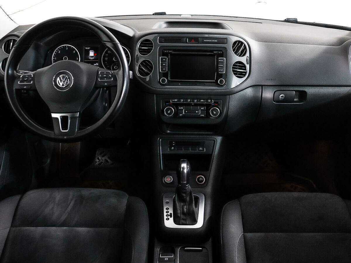 Volkswagen Tiguan б/у, 2015, Автоматическая. Фото: #12