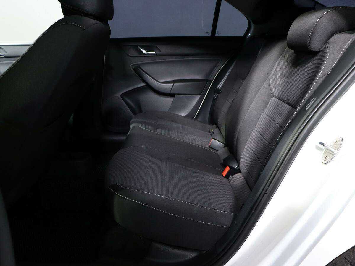 Skoda Rapid б/у, 2014, Автоматическая. Фото: #8