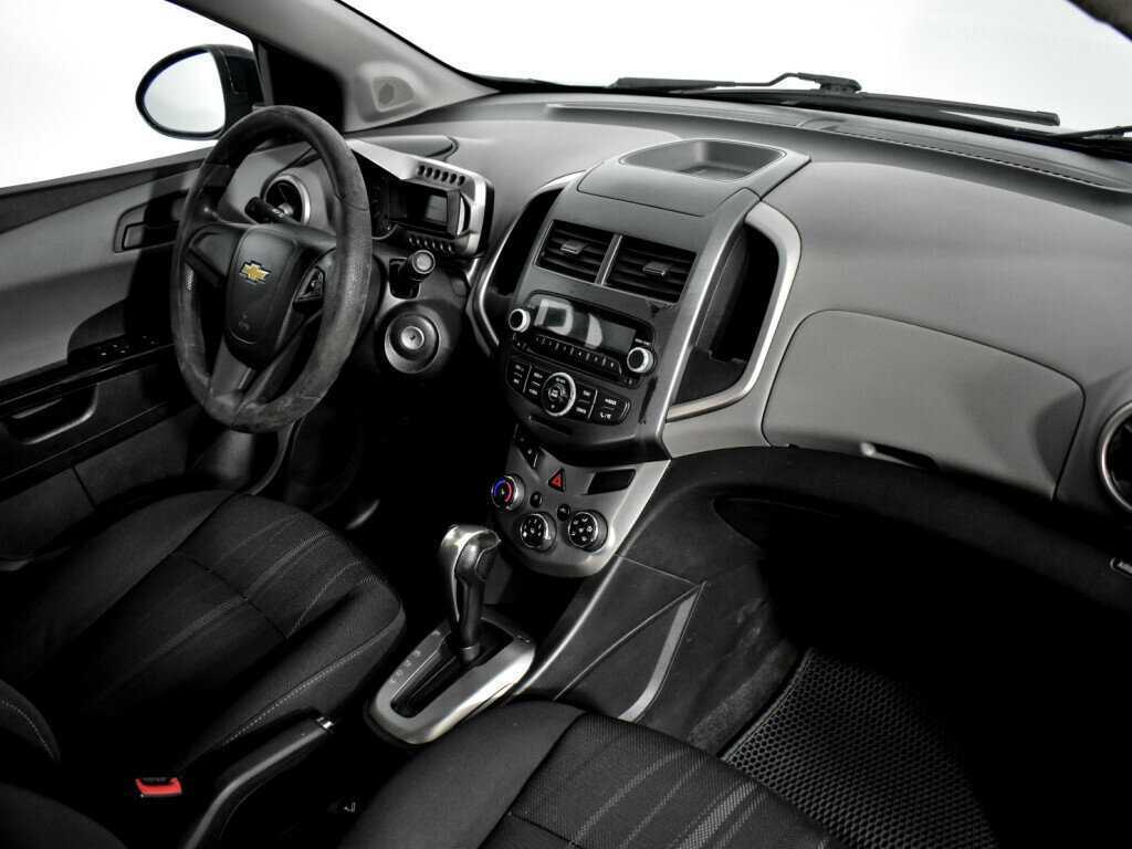 Chevrolet Aveo б/у, 2013, Автоматическая. Фото: #12