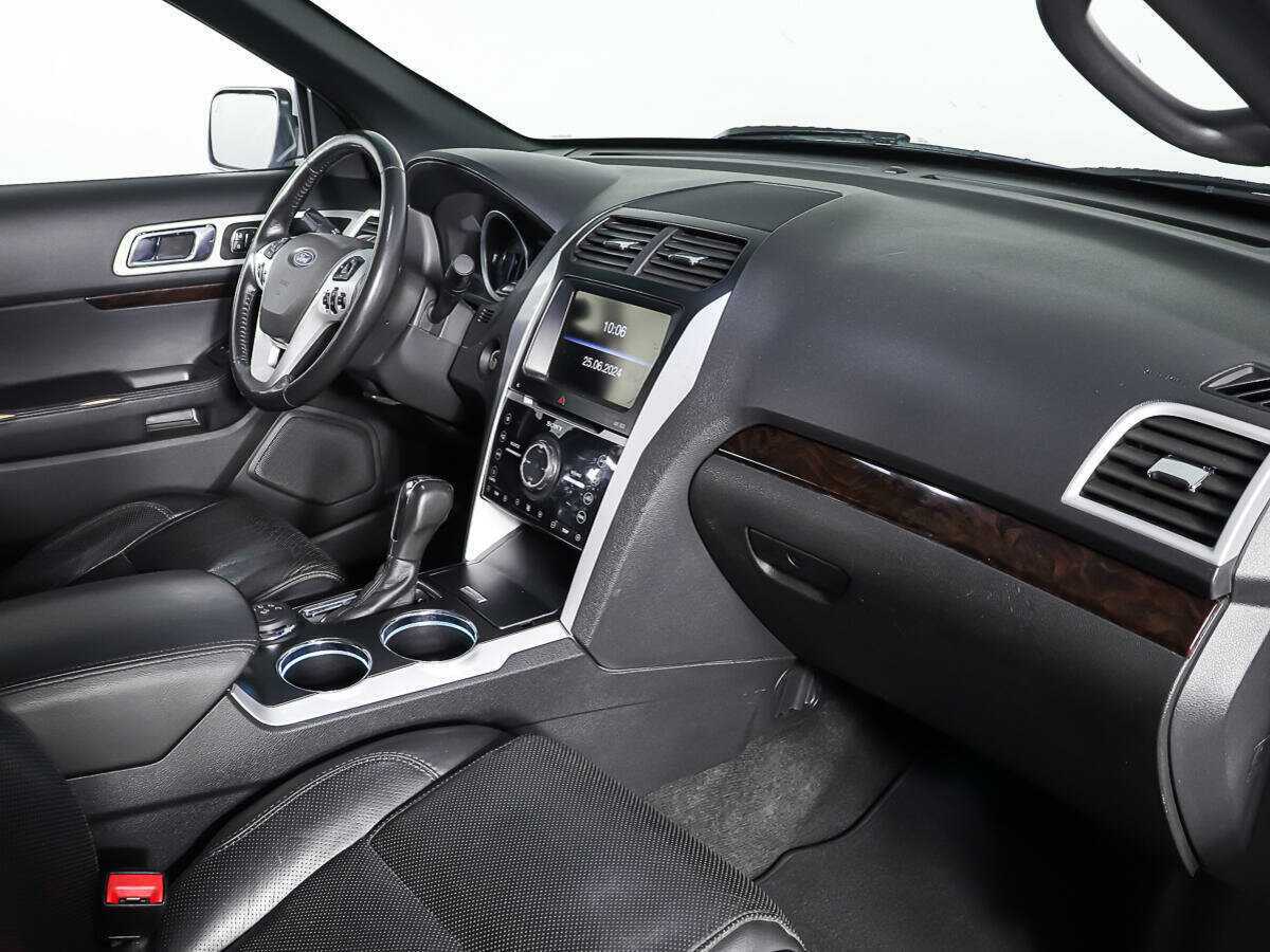 Ford Explorer б/у, 2013, Автоматическая. Фото: #8