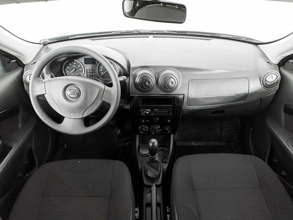 Nissan Almera б/у, 2016, Механическая. Фото: #13