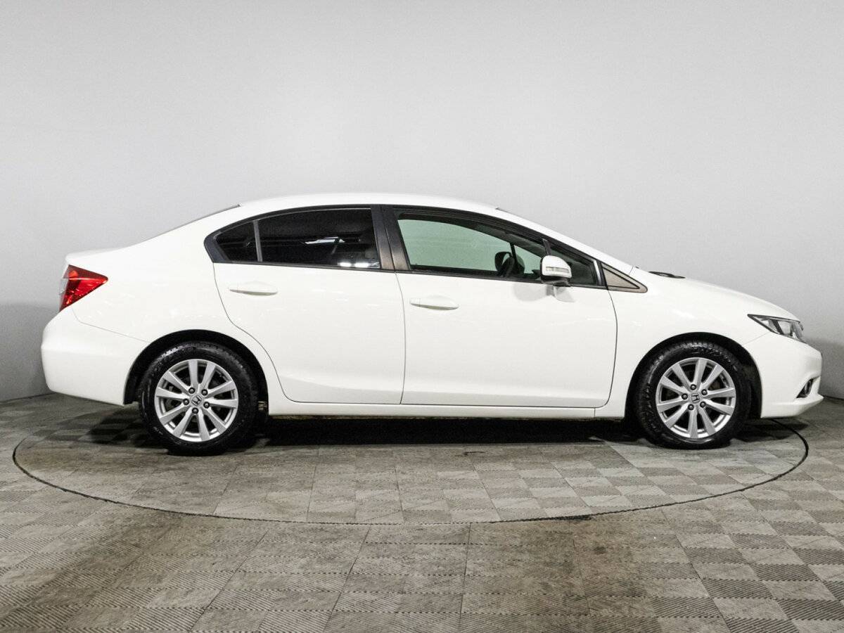 Honda Civic б/у, 2012, Автоматическая. Фото: #3