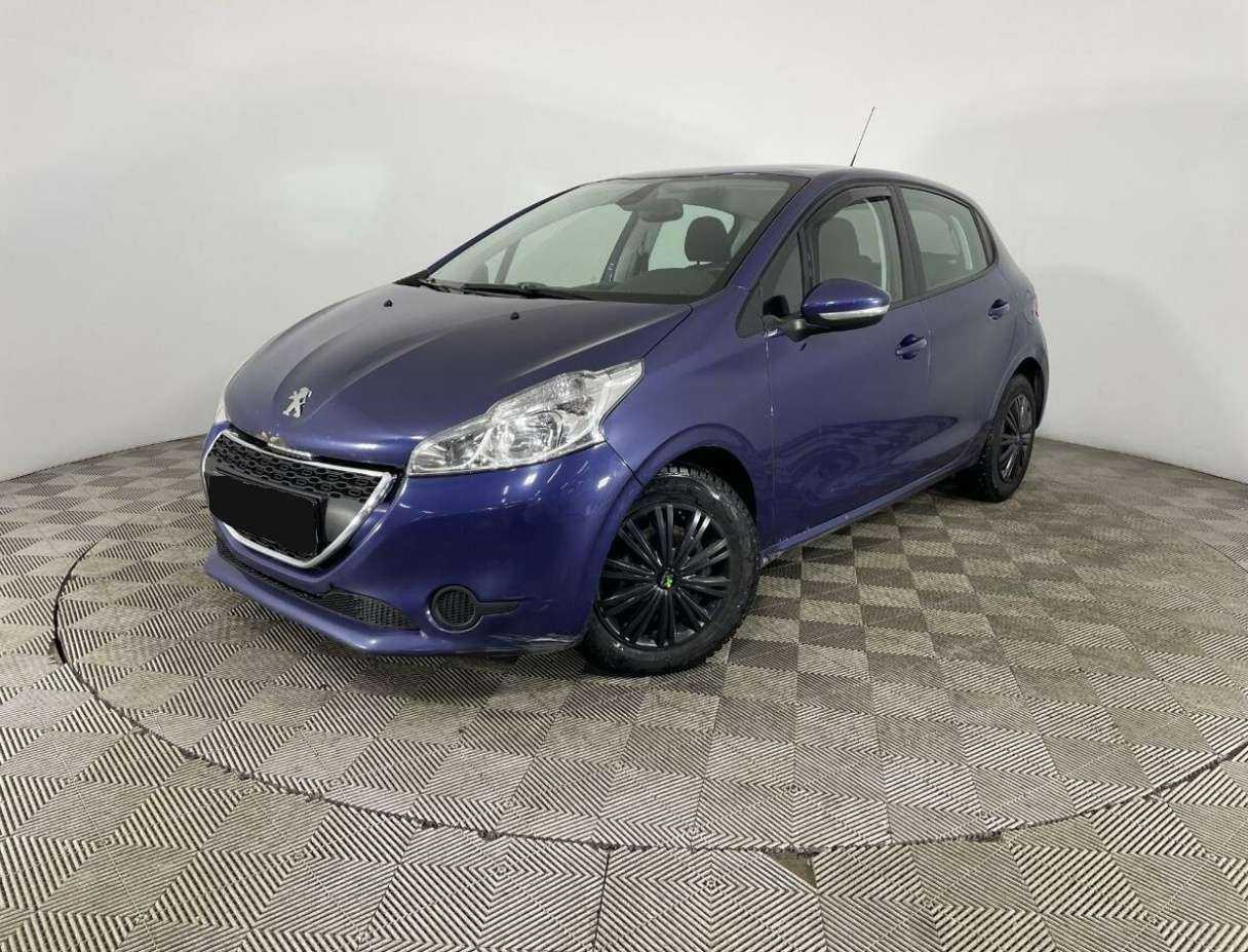 Peugeot 208 б/у, 2014, Автоматическая. Фото: #0