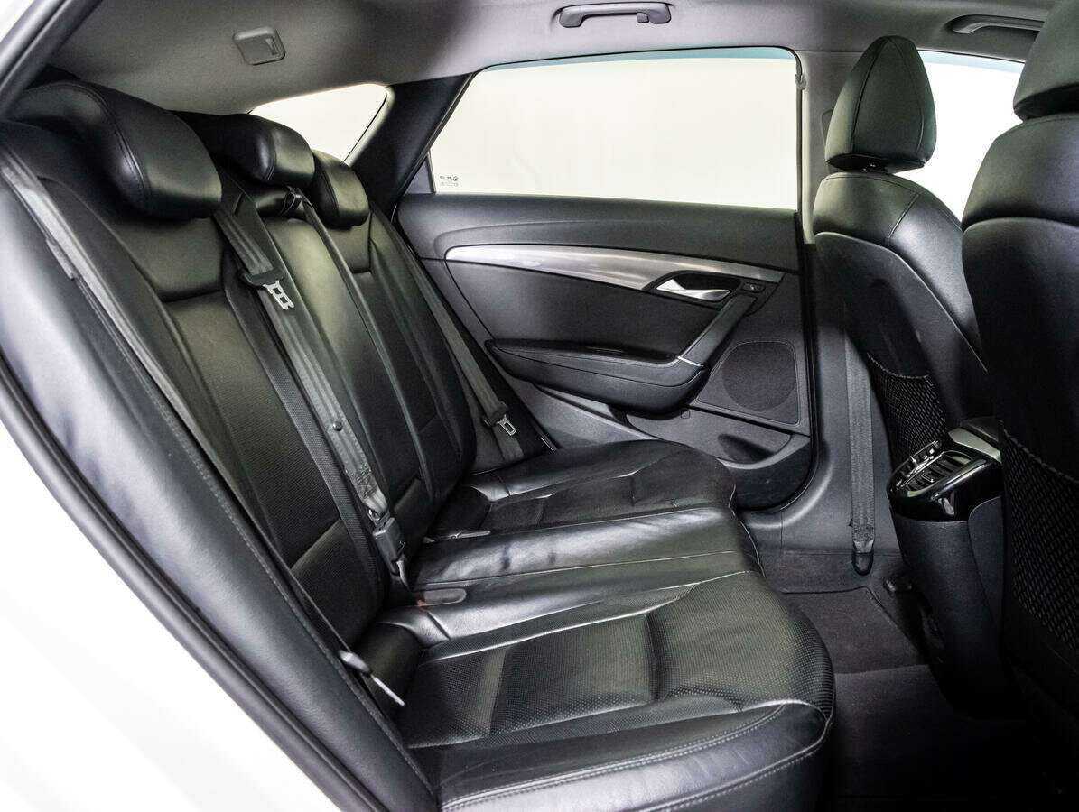Hyundai i40 б/у, 2014, Автоматическая. Фото: #10