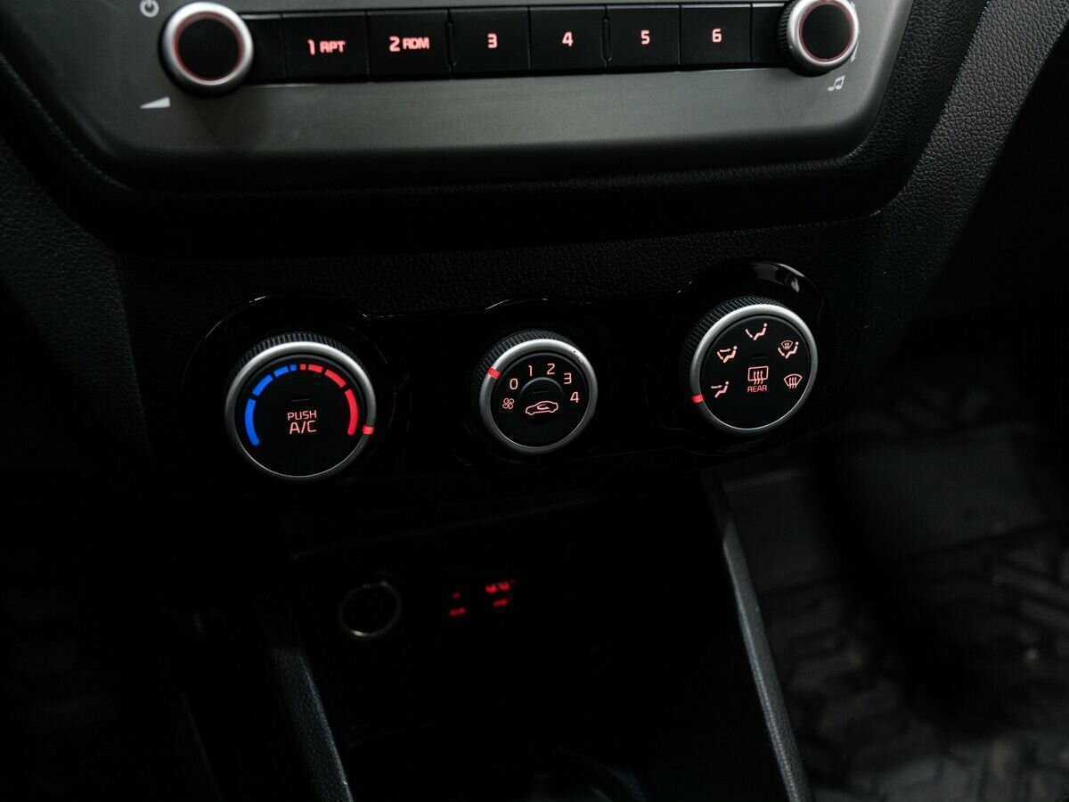 Kia Rio б/у, 2016, Механическая. Фото: #18