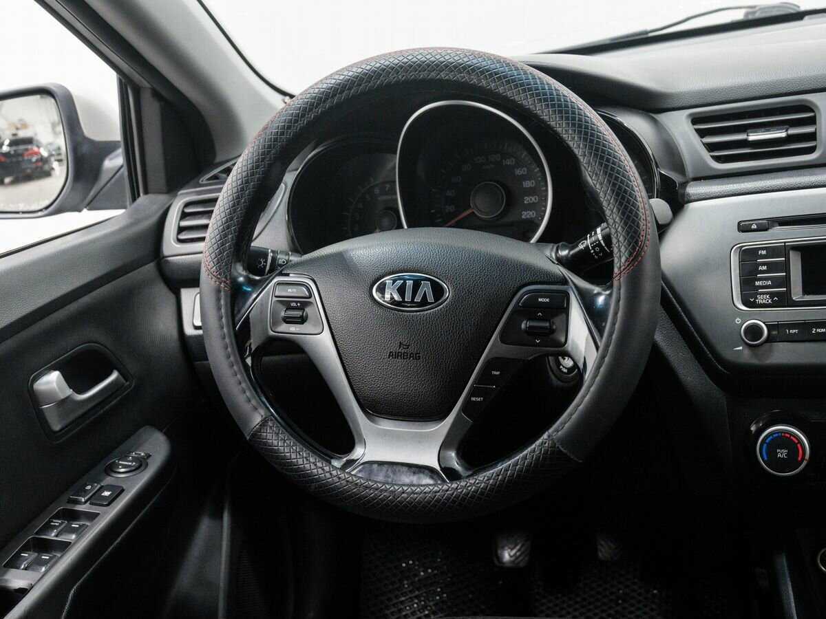 Kia Rio б/у, 2015, Механическая. Фото: #11
