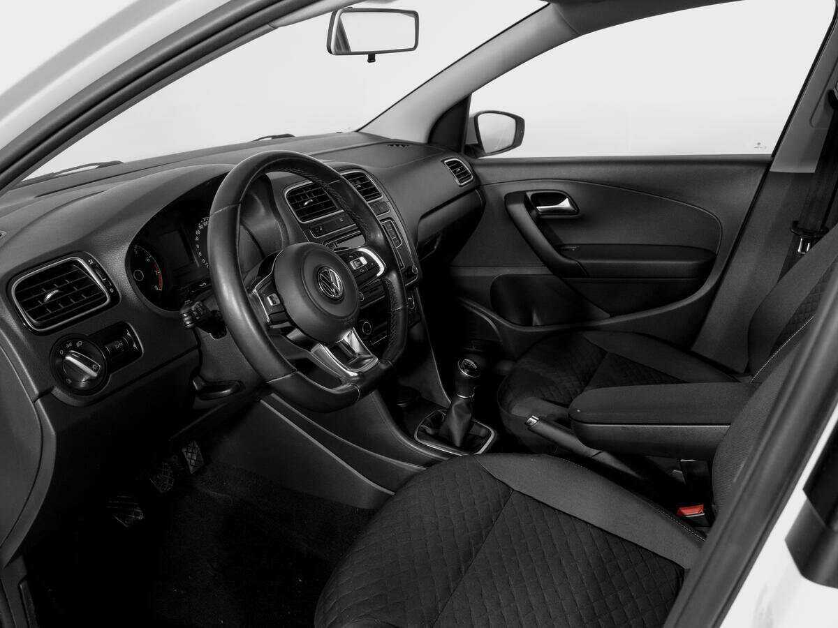 Volkswagen Polo б/у, 2020, Механическая. Фото: #14