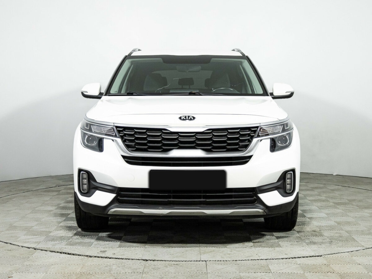 Kia Seltos б/у, 2020, Автоматическая. Фото: #1