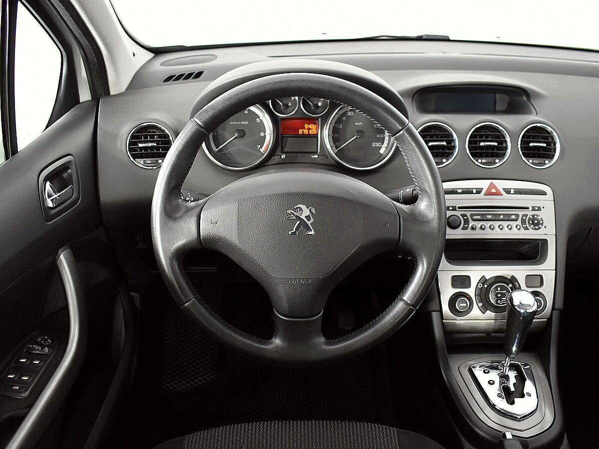 Peugeot 408 б/у, 2013, Автоматическая. Фото: #10