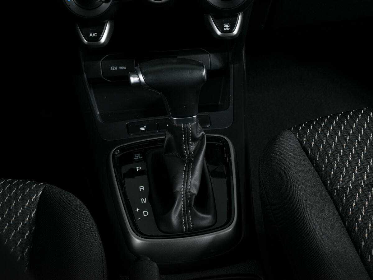 Kia Rio б/у, 2019, Автоматическая. Фото: #17