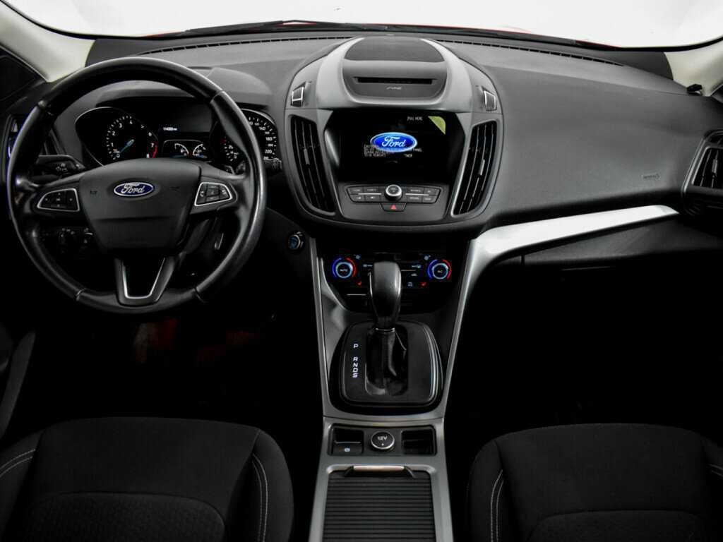 Ford Kuga б/у, 2017, Автоматическая. Фото: #11