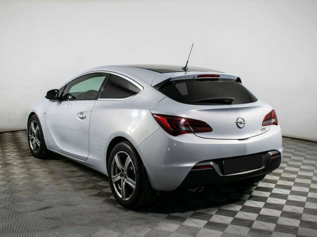 Opel Astra б/у, 2012, Автоматическая. Фото: #6
