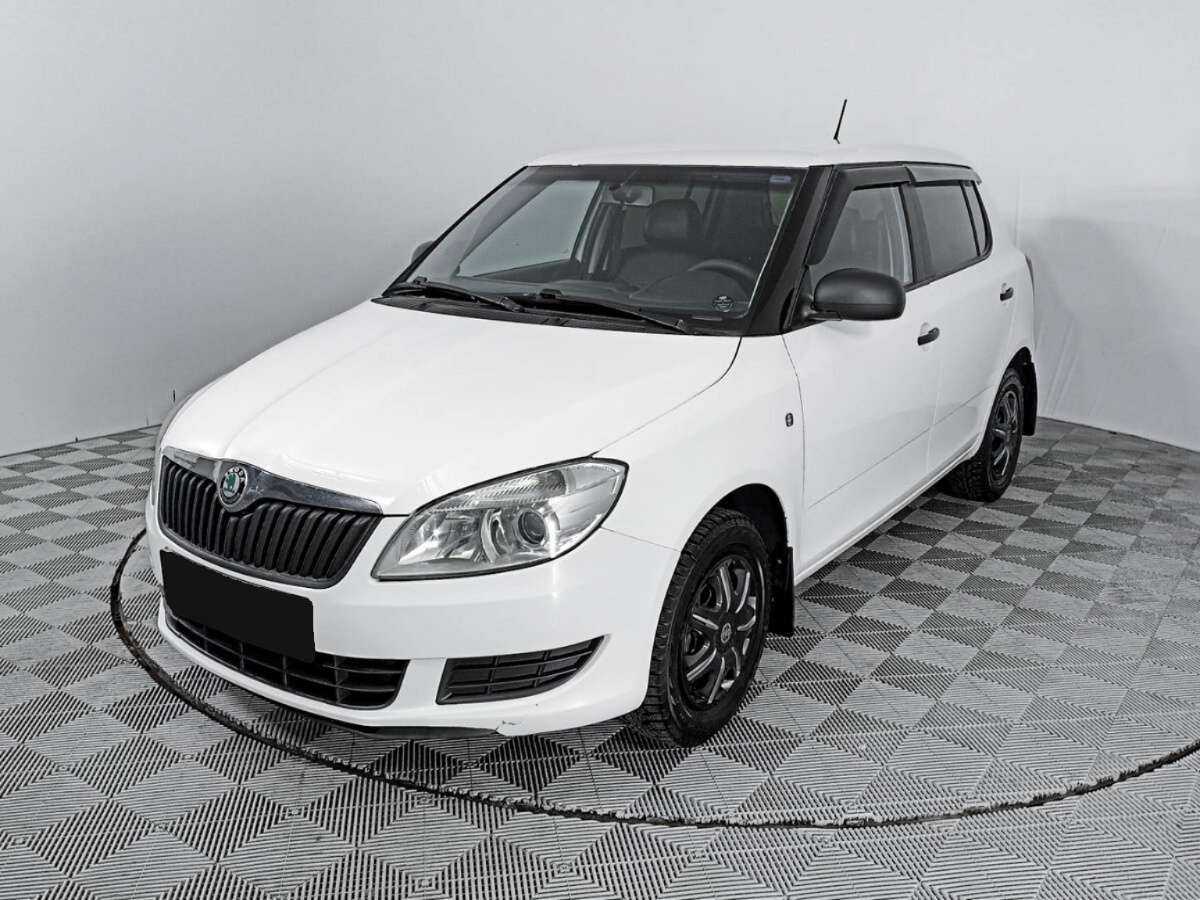 Skoda Fabia б/у, 2012, Механическая. Фото: #0