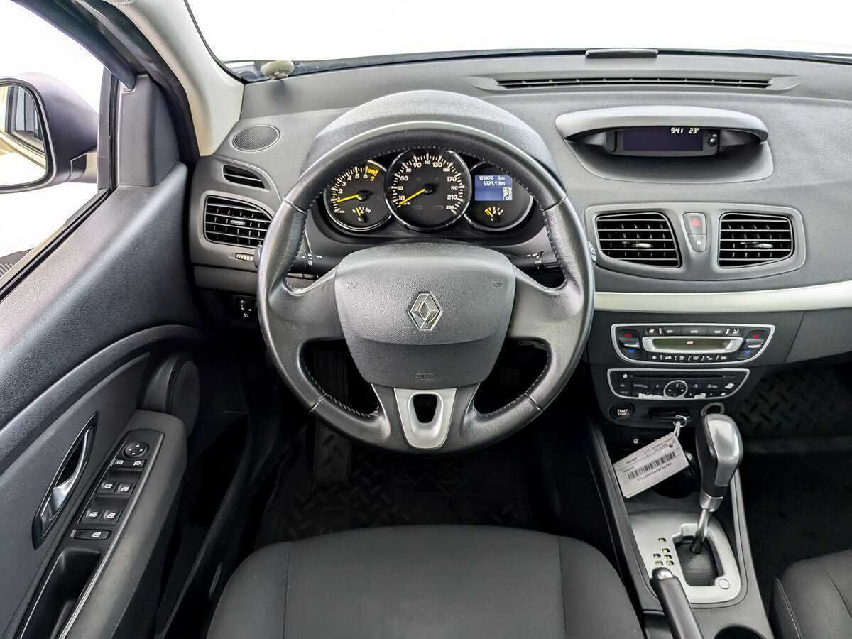 Renault Fluence б/у, 2012, Автоматическая. Фото: #16
