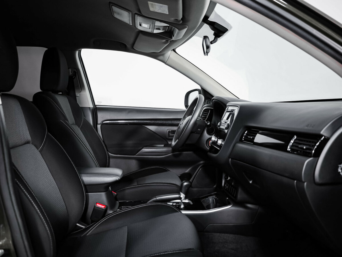 Mitsubishi Outlander б/у, 2020, Вариатор. Фото: #21