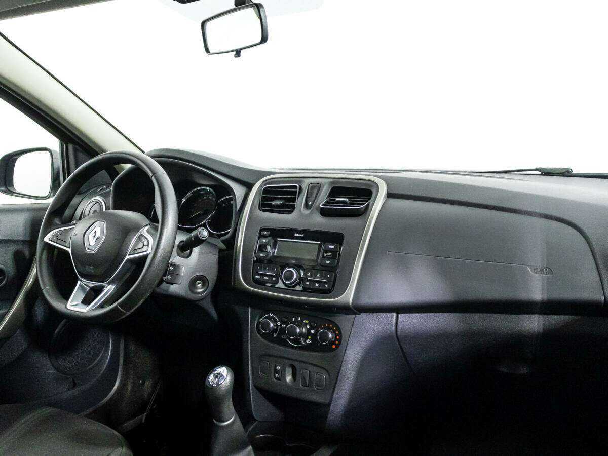 Renault Sandero б/у, 2018, Механическая. Фото: #8