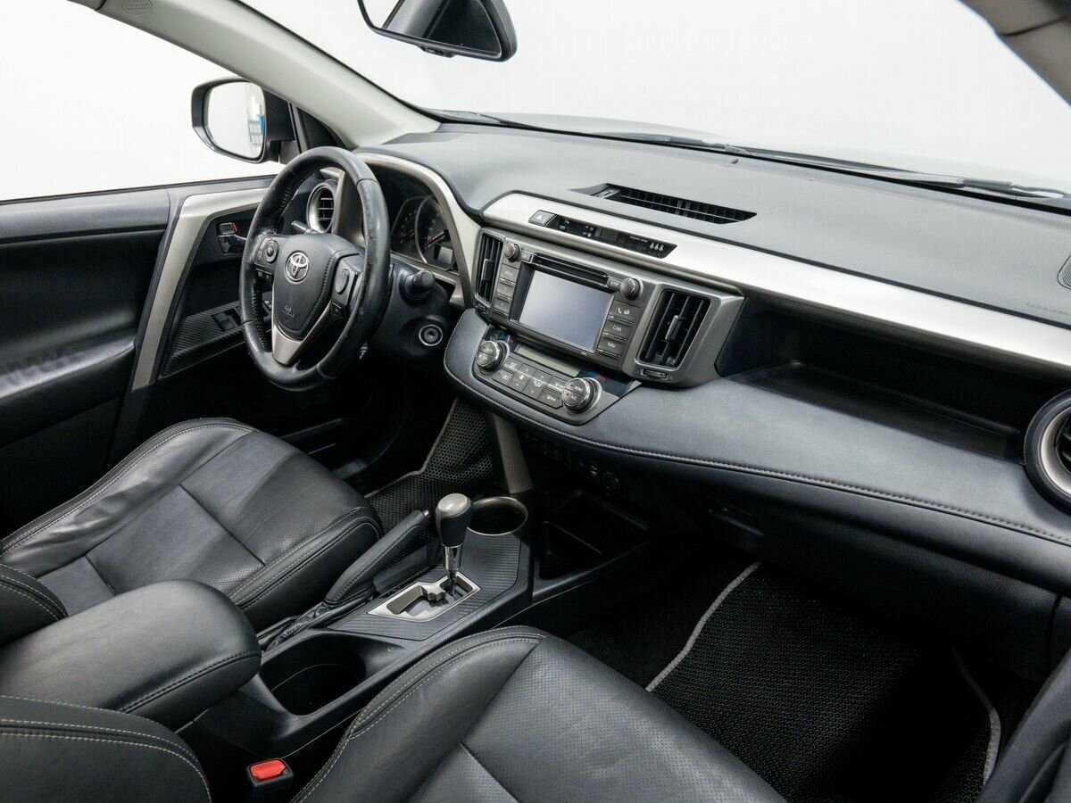 Toyota RAV4 б/у, 2014, Автоматическая. Фото: #6