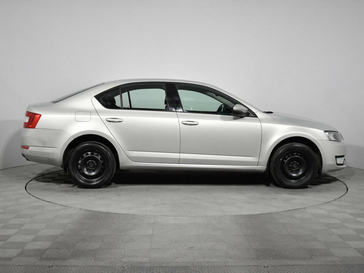 Skoda Octavia б/у, 2015, Автоматическая. Фото: #3