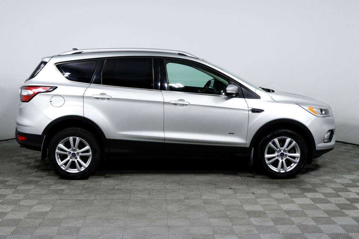 Ford Kuga б/у, 2017, Автоматическая. Фото: #3
