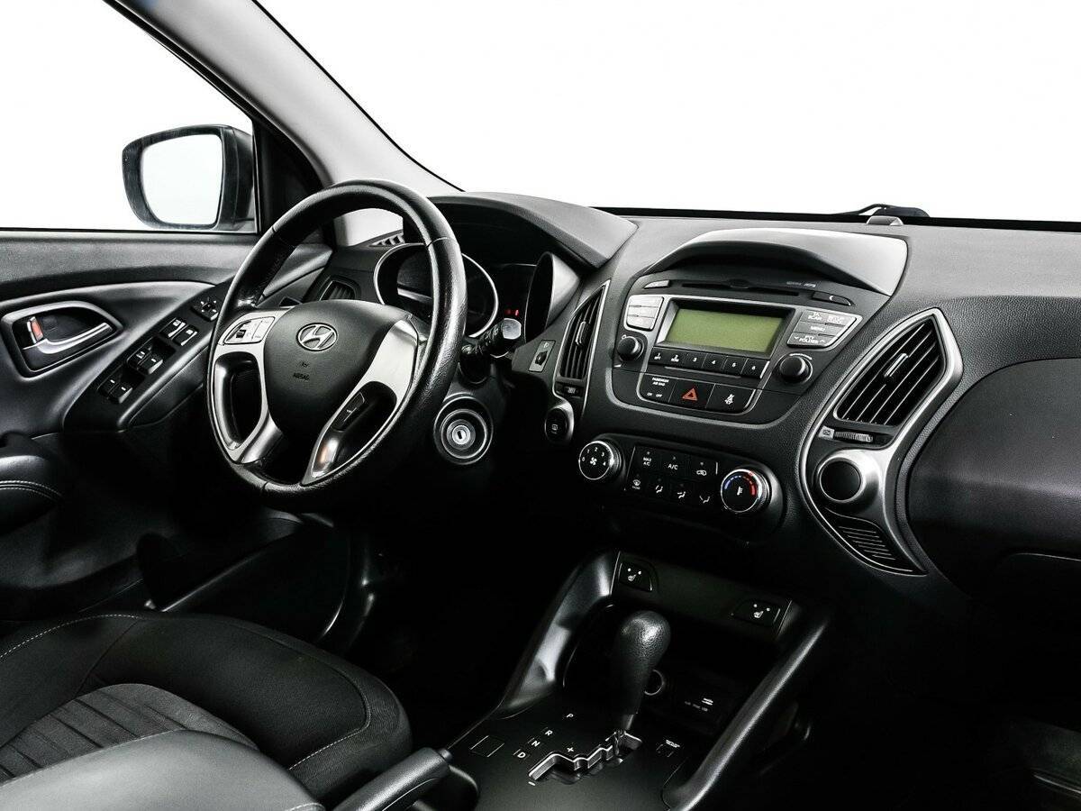 Hyundai ix35 б/у, 2015, Автоматическая. Фото: #8