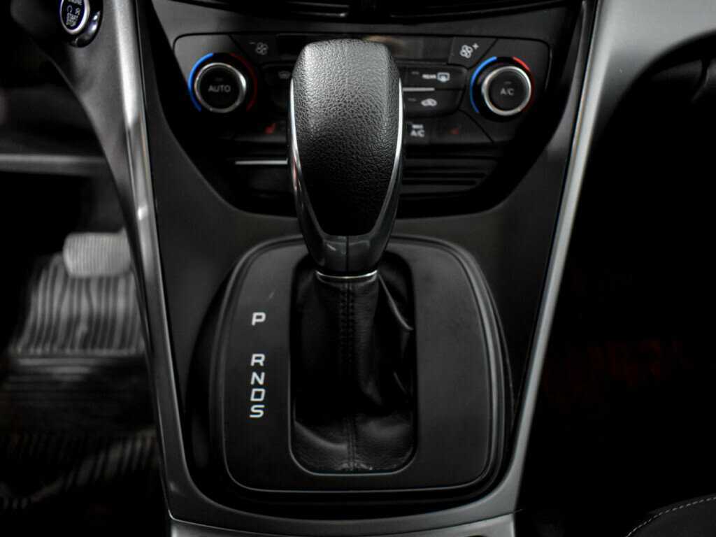 Ford Kuga б/у, 2017, Автоматическая. Фото: #8