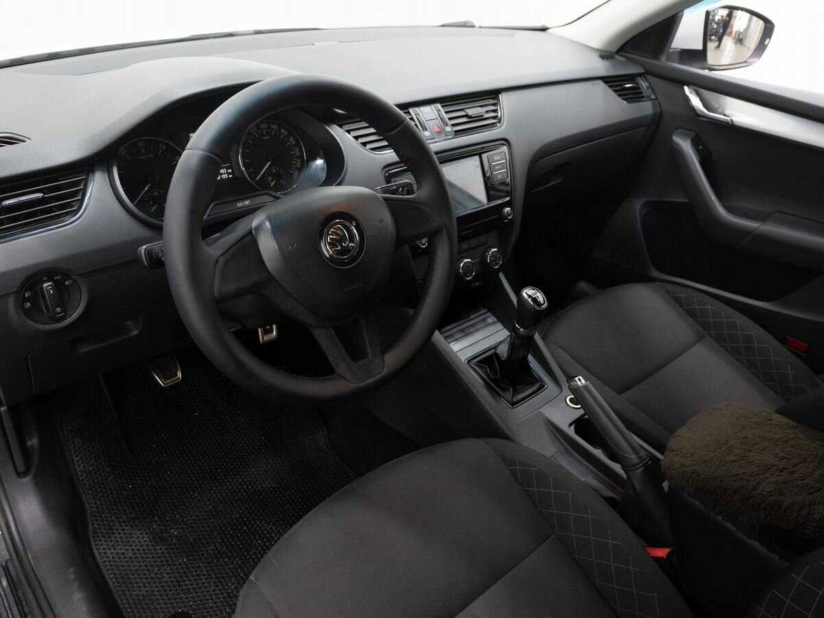 Skoda Octavia б/у, 2018, Механическая. Фото: #7
