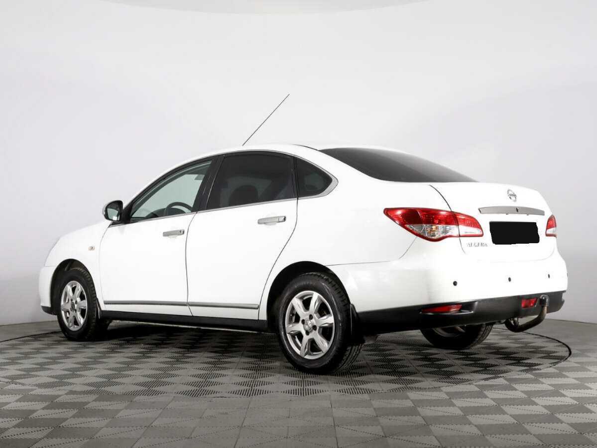 Nissan Almera б/у, 2015, Механическая. Фото: #5