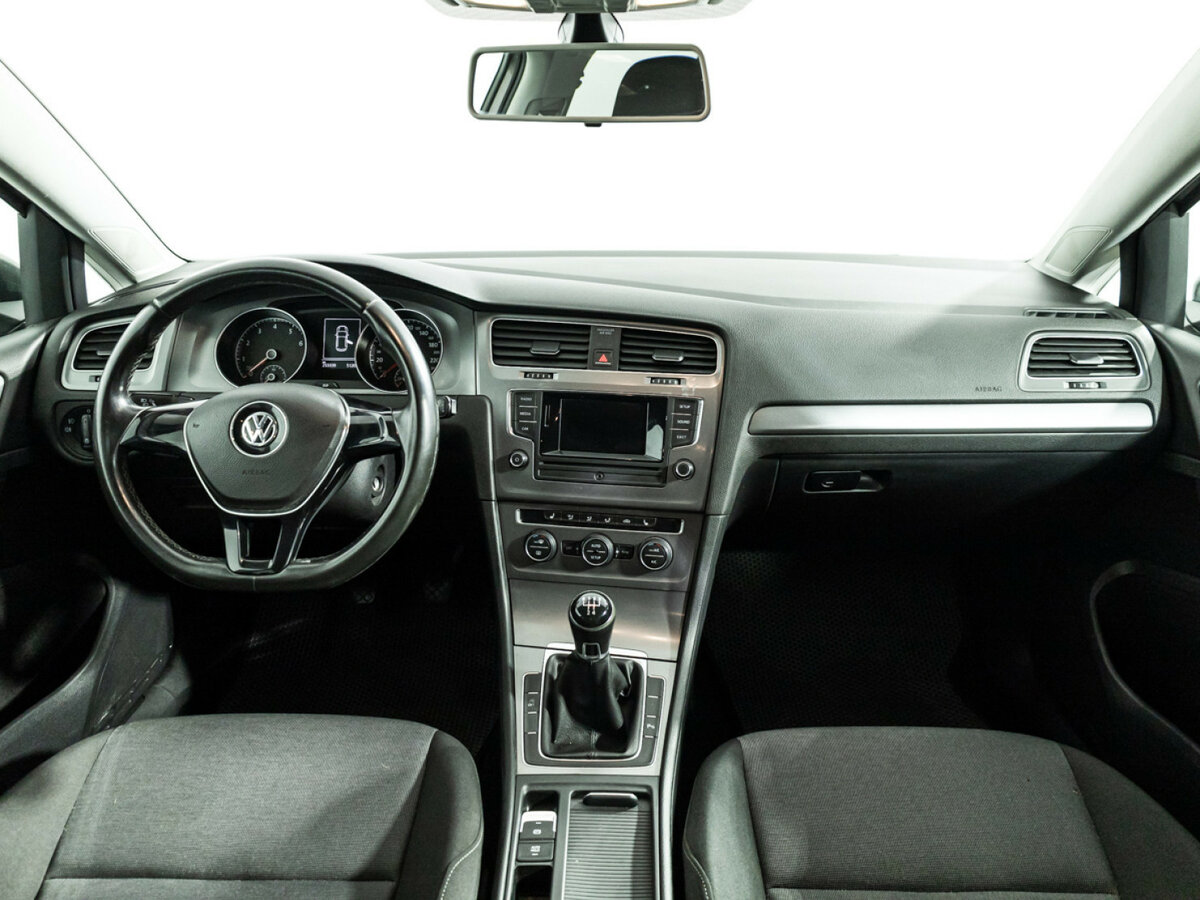 Volkswagen Golf б/у, 2013, Механическая. Фото: #12