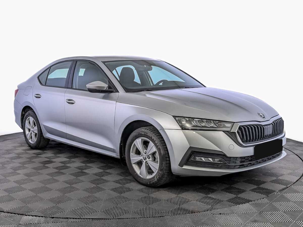 Skoda Octavia б/у, 2021, Автоматическая. Фото: #2