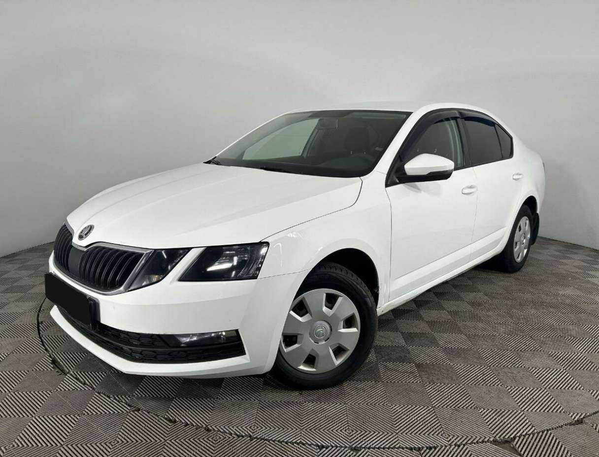 Skoda Octavia б/у, 2018, Механическая. Фото: #0