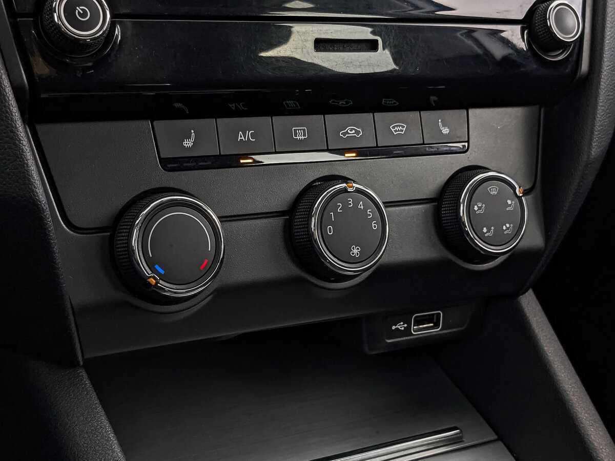 Skoda Octavia б/у, 2019, Автоматическая. Фото: #20