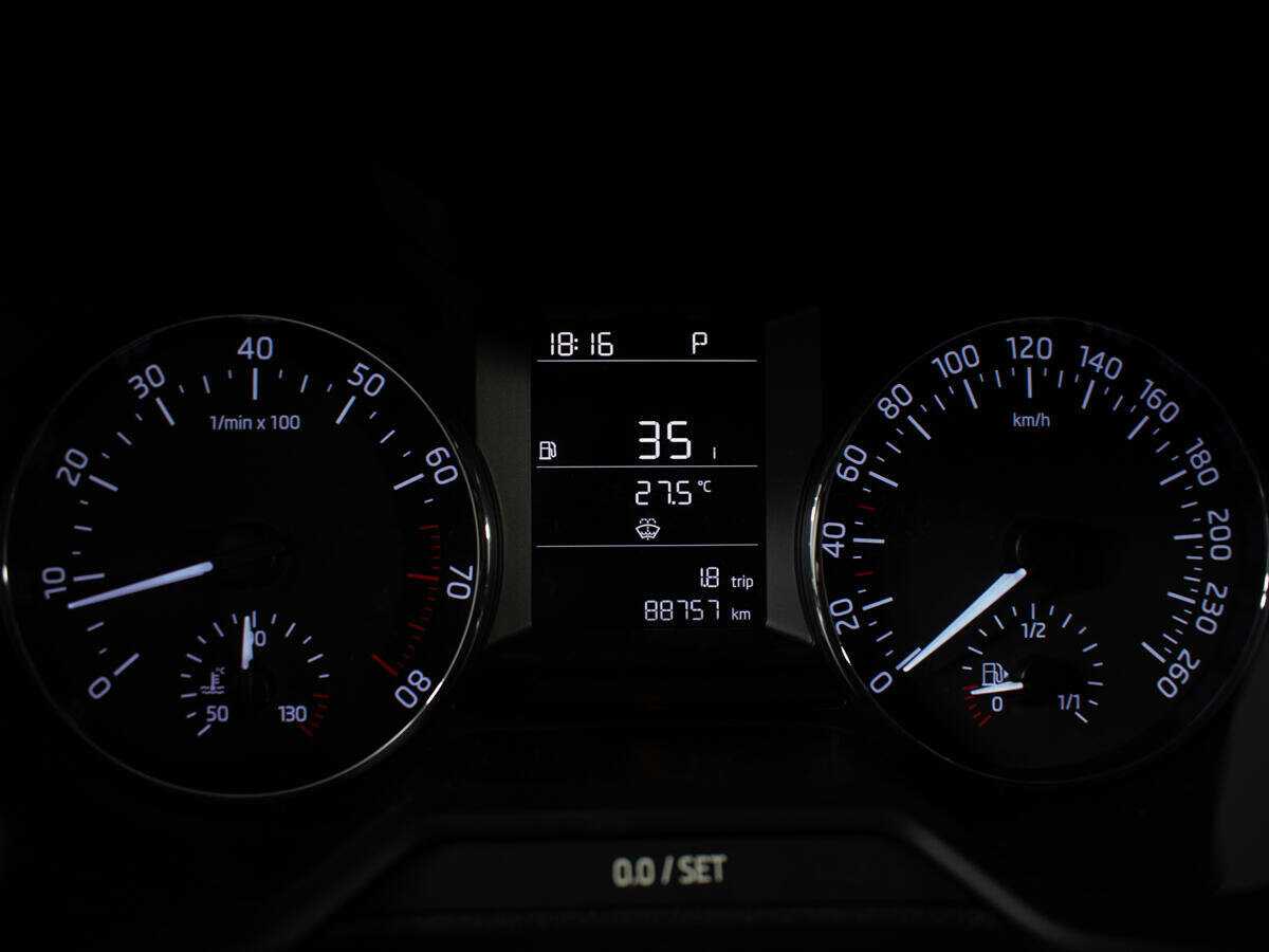 Skoda Octavia б/у, 2016, Автоматическая. Фото: #7