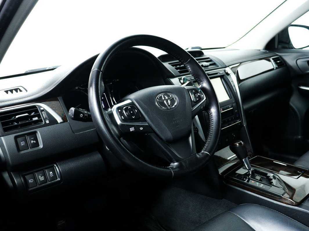 Toyota Camry б/у, 2015, Автоматическая. Фото: #12