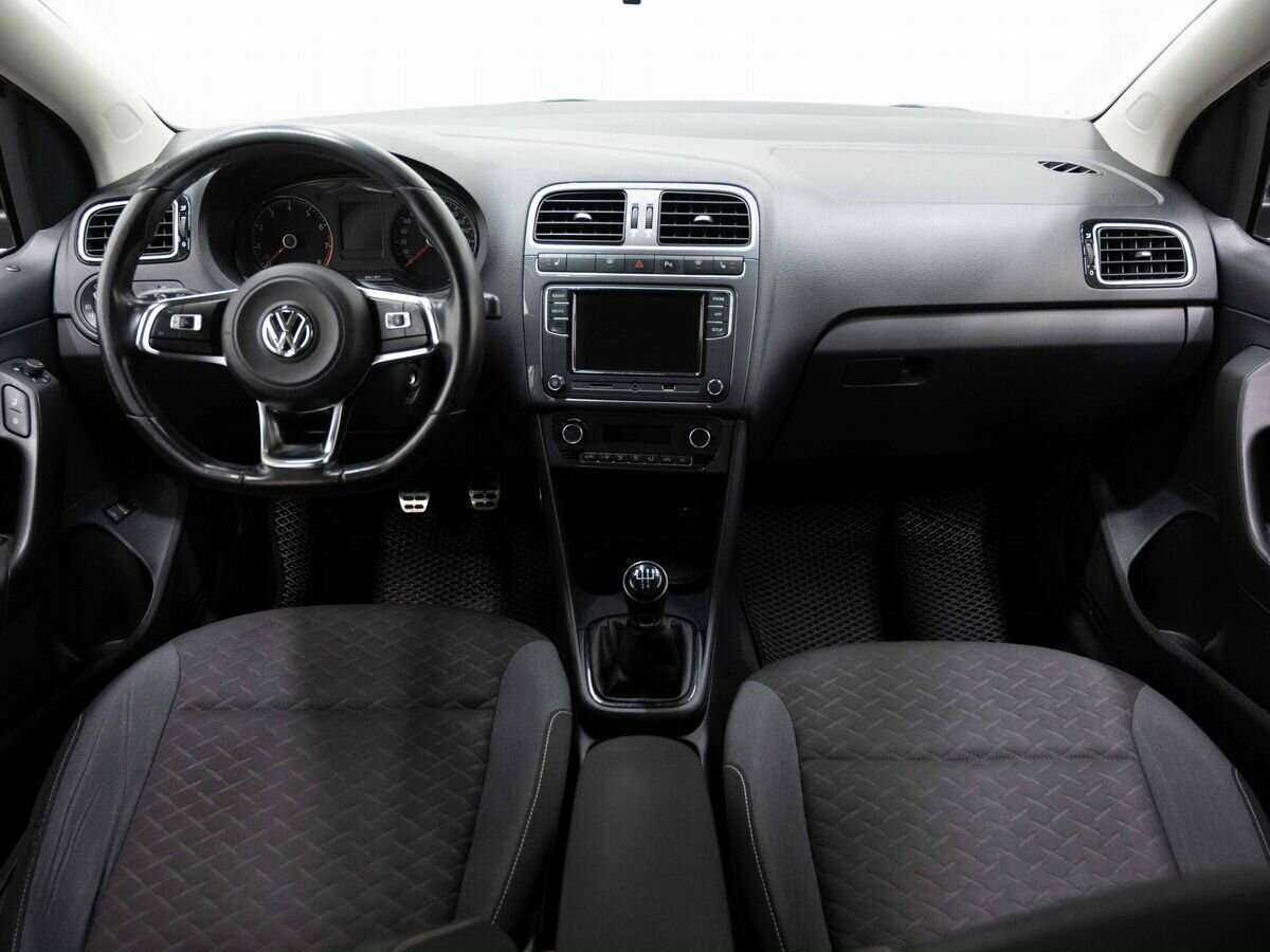 Volkswagen Polo б/у, 2018, Механическая. Фото: #12