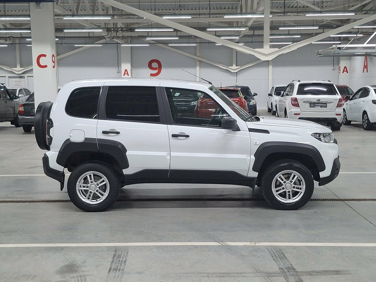 Lada (ВАЗ) Niva Travel б/у, 2023, Механическая. Фото: #3