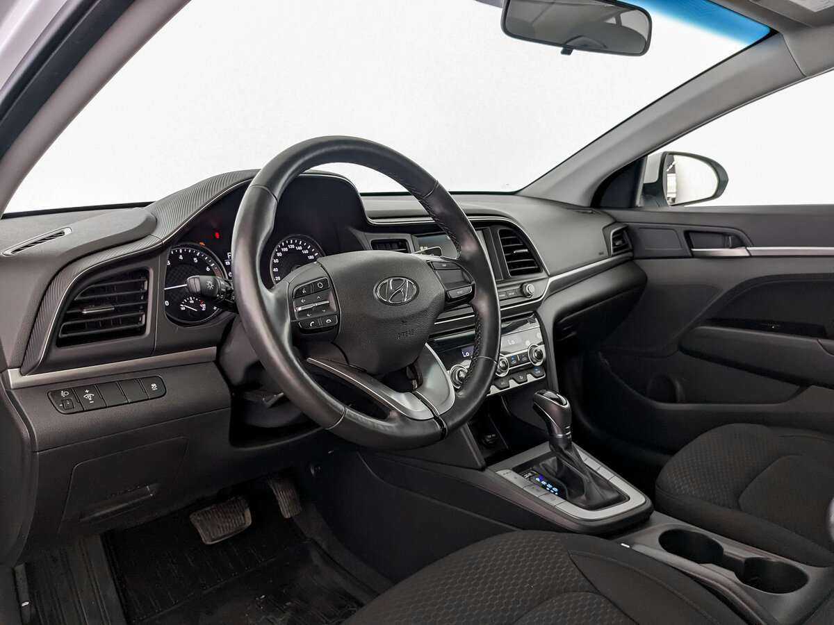 Hyundai Elantra б/у, 2020, Автоматическая. Фото: #13