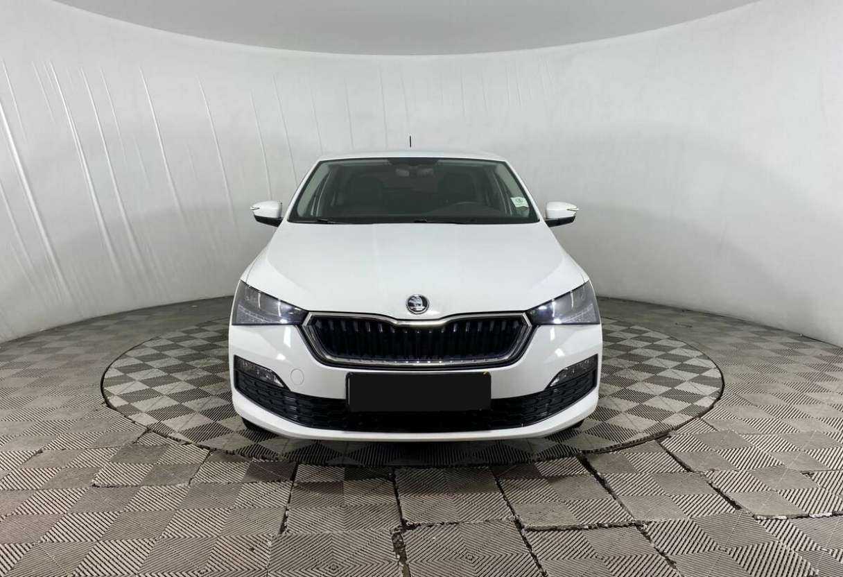 Skoda Rapid б/у, 2020, Автоматическая. Фото: #1