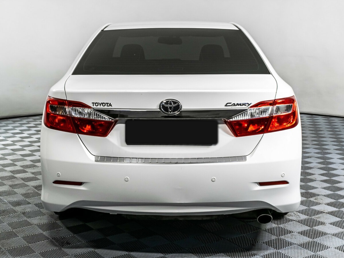 Toyota Camry б/у, 2014, Автоматическая. Фото: #4