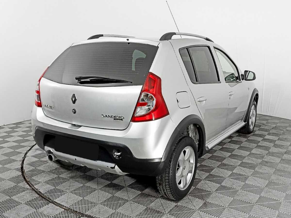 Renault Sandero б/у, 2013, Автоматическая. Фото: #4