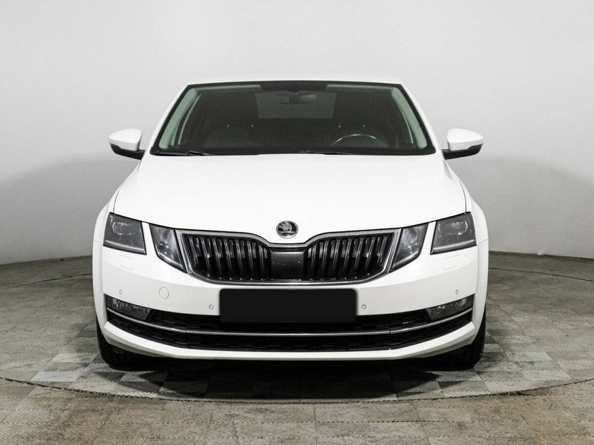Skoda Octavia б/у, 2017, Роботизированная. Фото: #1