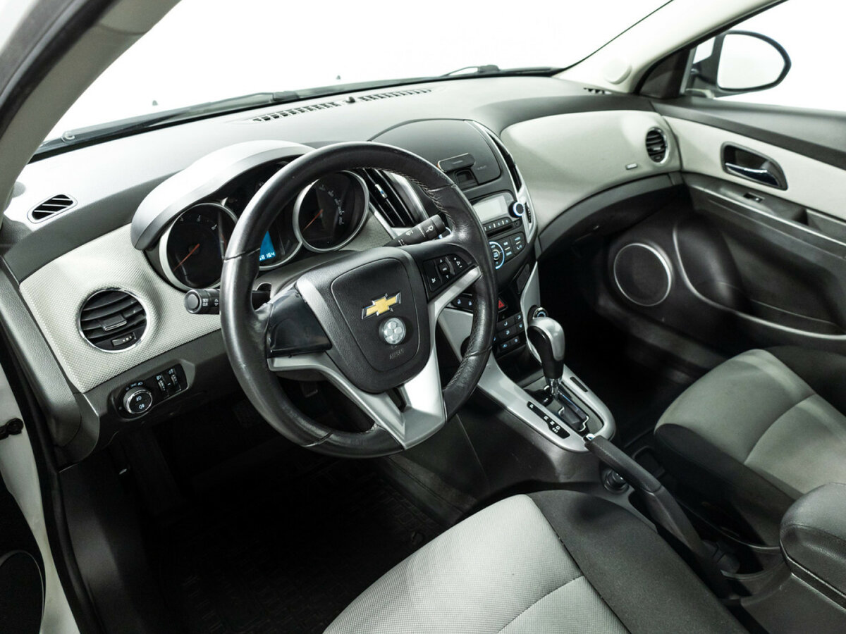 Chevrolet Cruze б/у, 2013, Автоматическая. Фото: #10