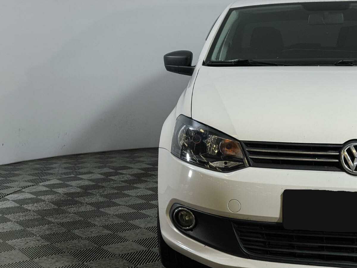 Volkswagen Polo б/у, 2012, Механическая. Фото: #13