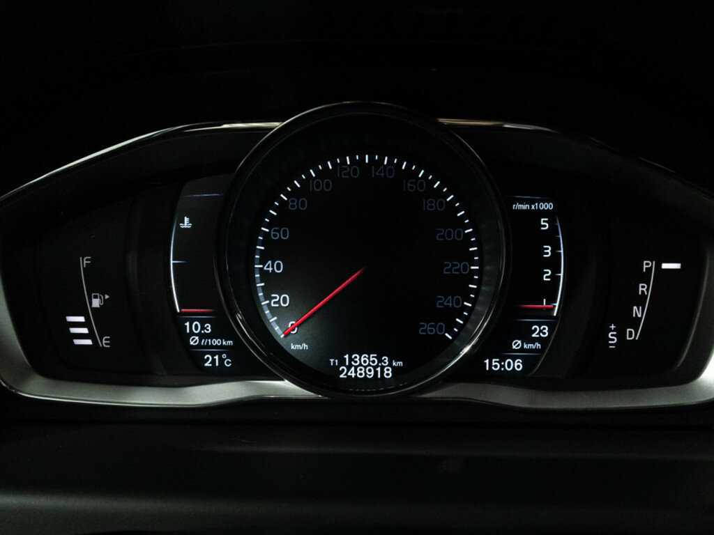 Volvo XC70 б/у, 2015, Автоматическая. Фото: #11
