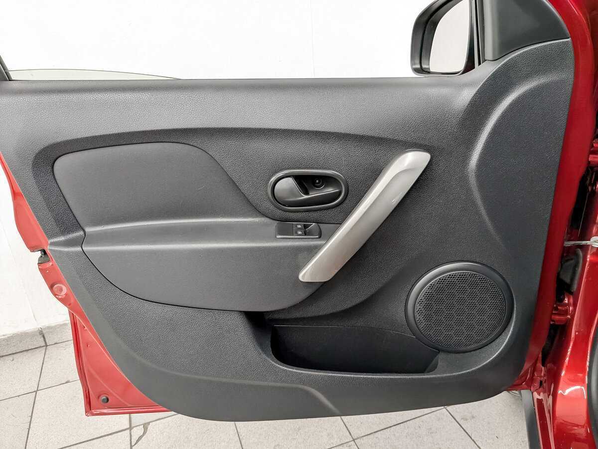 Renault Logan б/у, 2021, Механическая. Фото: #17