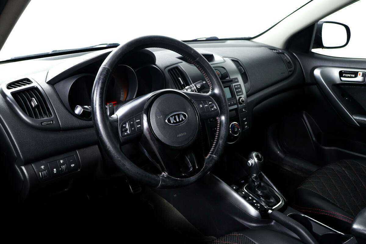 Kia Cerato б/у, 2012, Автоматическая. Фото: #12