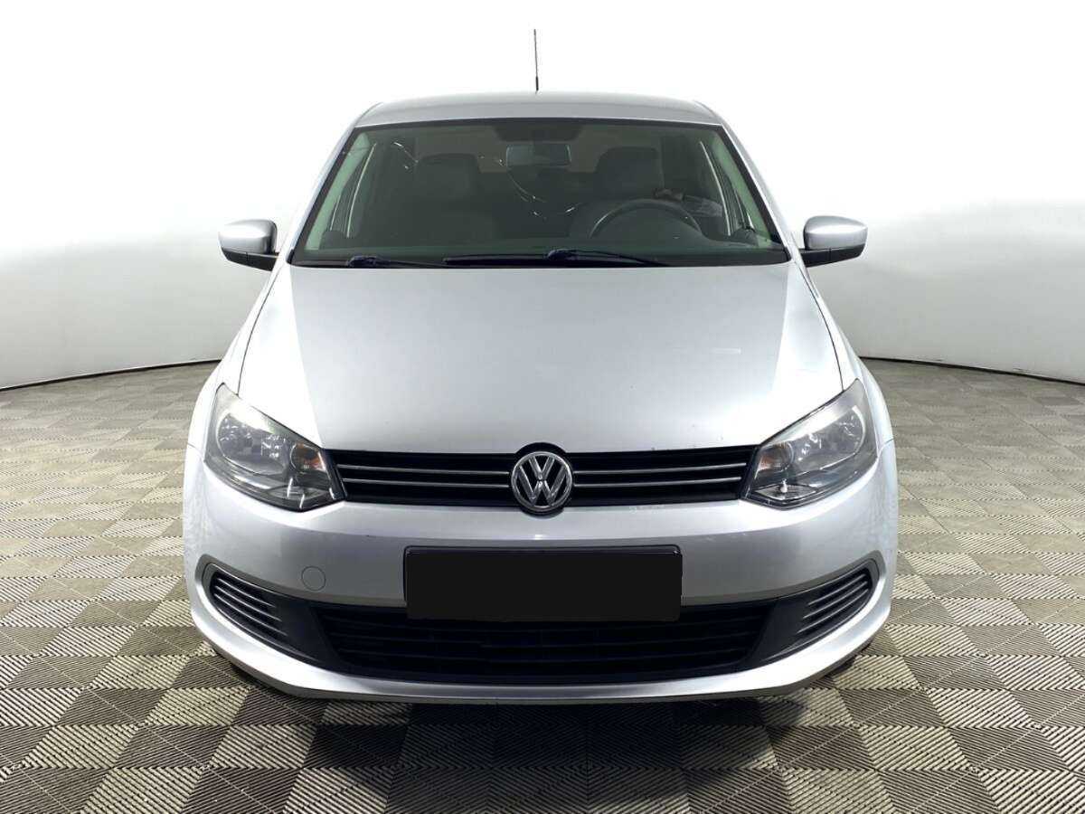 Volkswagen Polo б/у, 2012, Автоматическая. Фото: #1